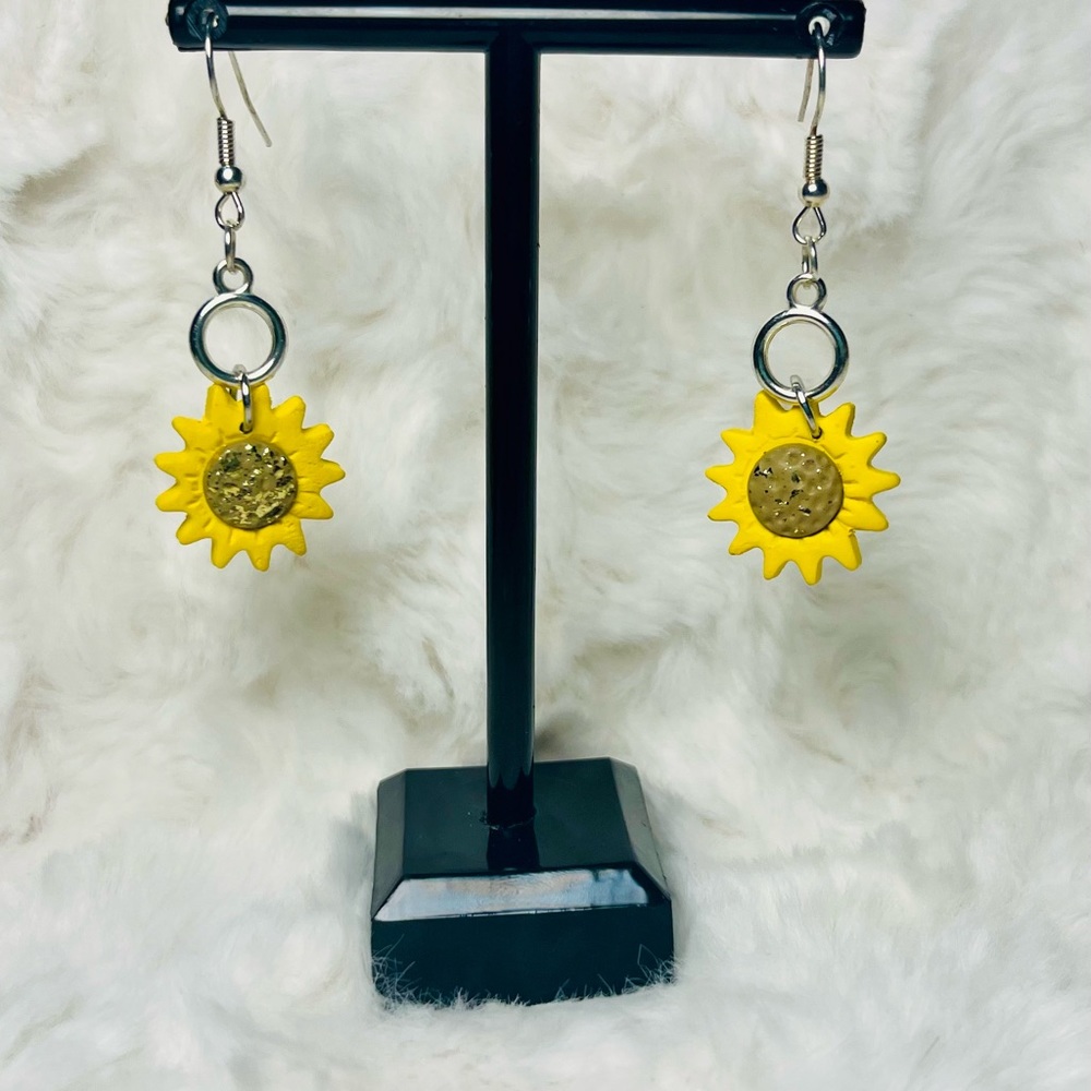 Dangle Sunflower Earrings